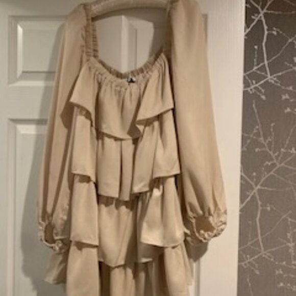 Tiered ruffle babydoll dress in crinkle chiffon - Picture 2 of 6